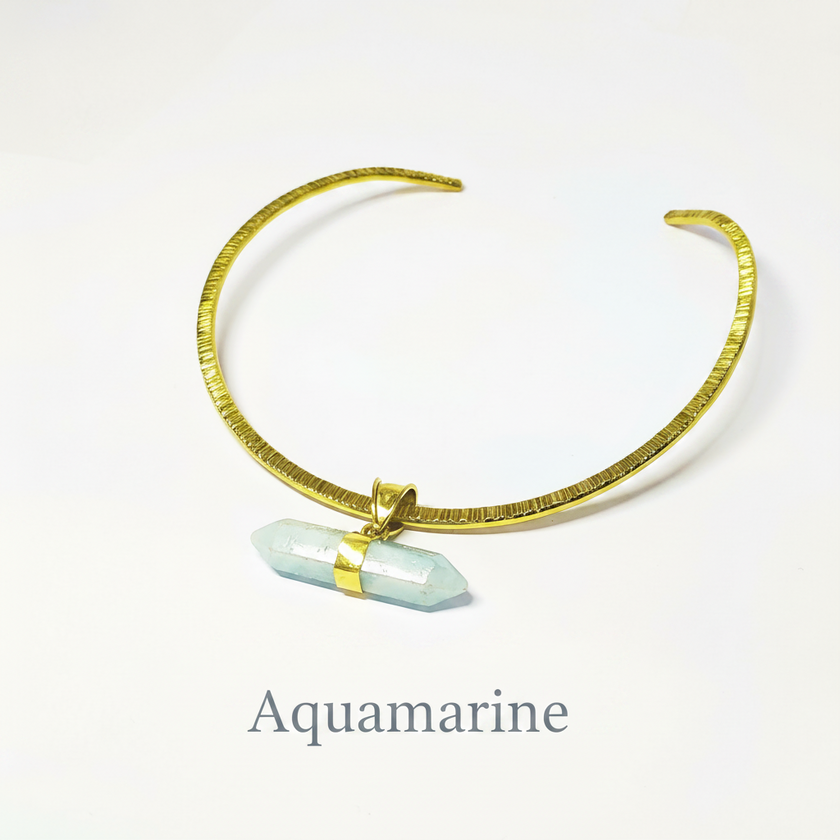 Single Pointy With Gold Brass Necklace
