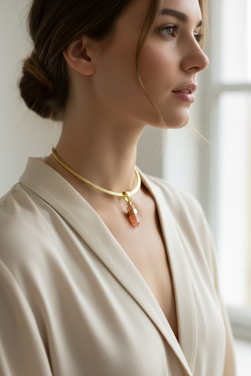 Single Pointy With Gold Brass Necklace
