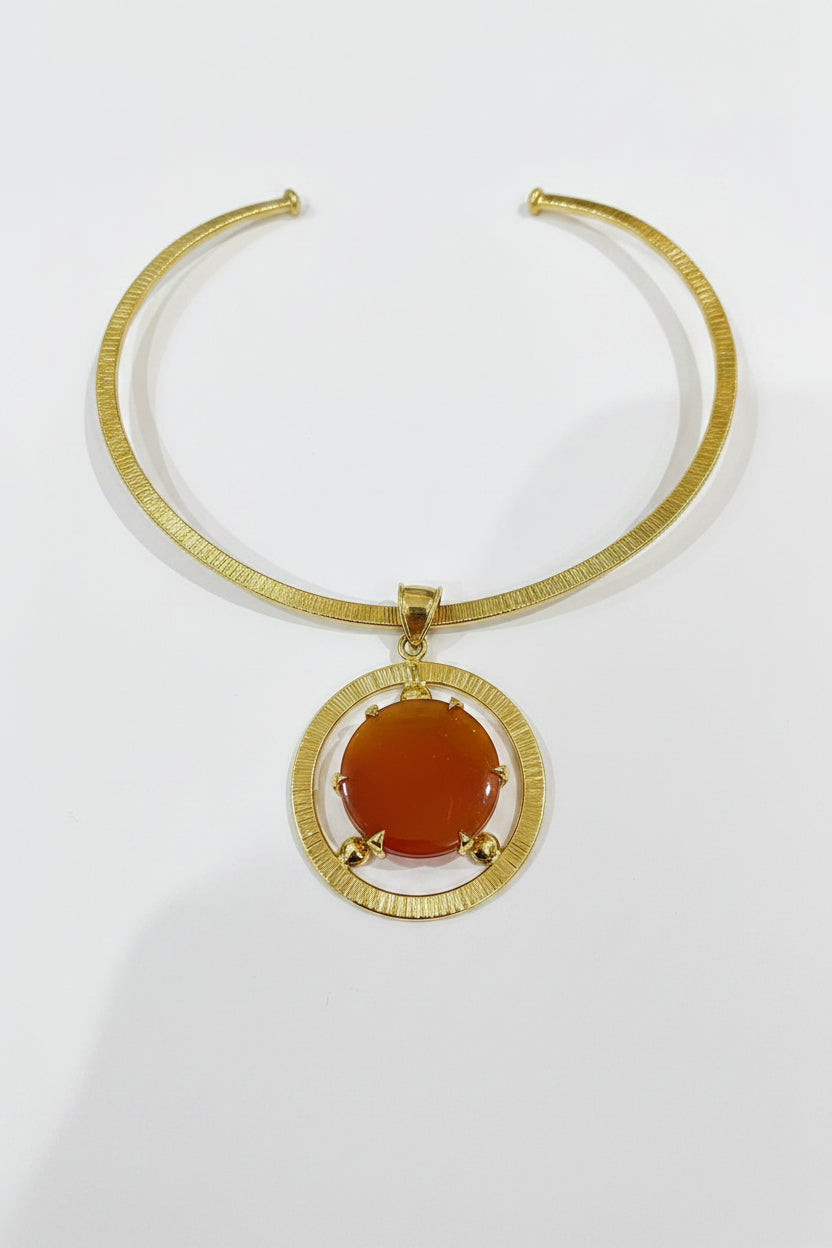 Gold Circle Pendant with Brass Gold Necklace